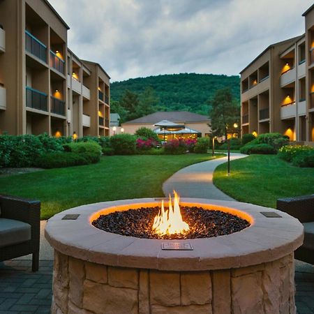 Отель Courtyard By Marriott Маува Экстерьер фото