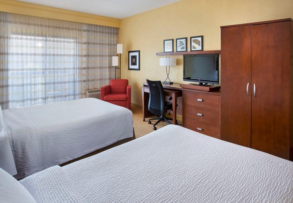 Отель Courtyard By Marriott Маува Экстерьер фото