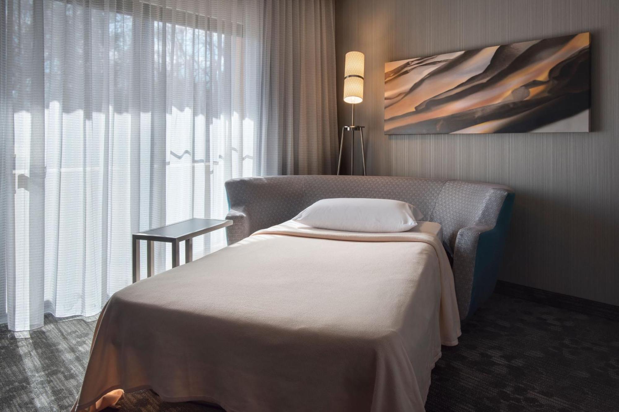 Отель Courtyard By Marriott Маува Экстерьер фото
