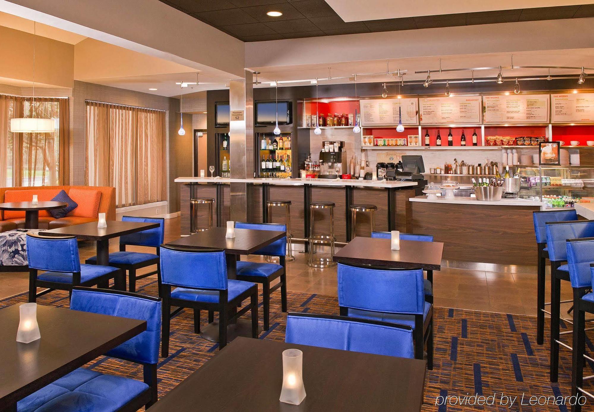 Отель Courtyard By Marriott Маува Экстерьер фото
